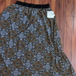 LulaRoe Lucy* Discontinued style